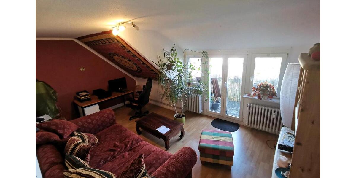 Dachgeschoßwohnung Krefeld Bockum - 3 Zimmer, 75 m&sup2;, 800&euro; | Angebot:25267740