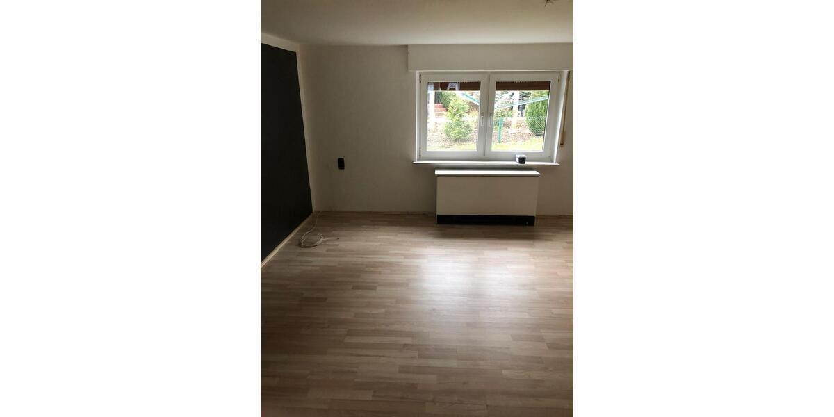 Etagenwohnung Scheuerfeld - 3 Zimmer, 70 m&sup2;, 730&euro; | Angebot:26012717