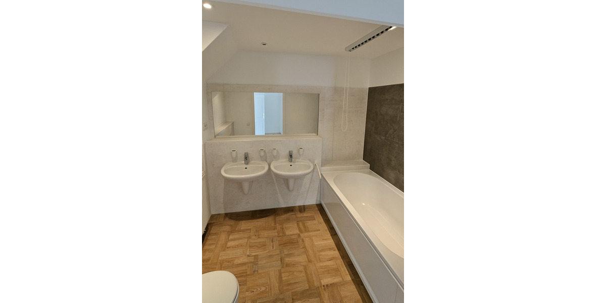 Großzügige 2-Raumwohnung mit Charme und Komfort in Sondershausen (210) 2 zimmer