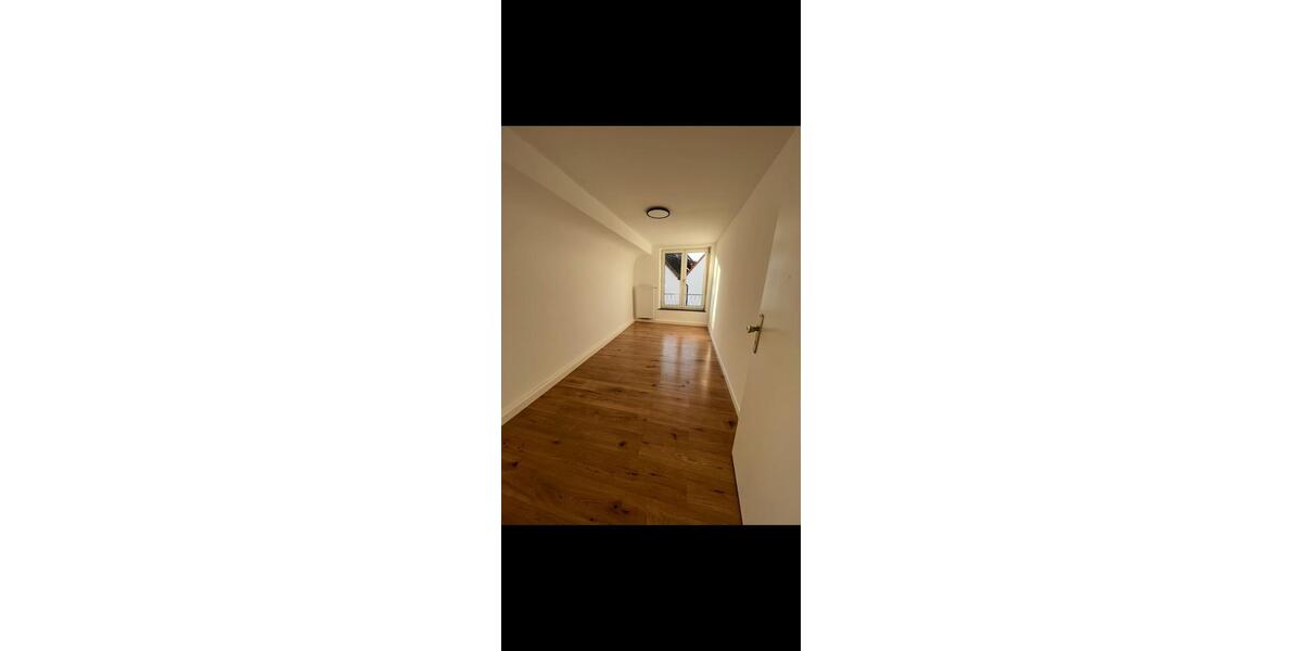 Ab sofort Einfamilienhaus in Dudenhofen zu Vermieten 6 zimmer