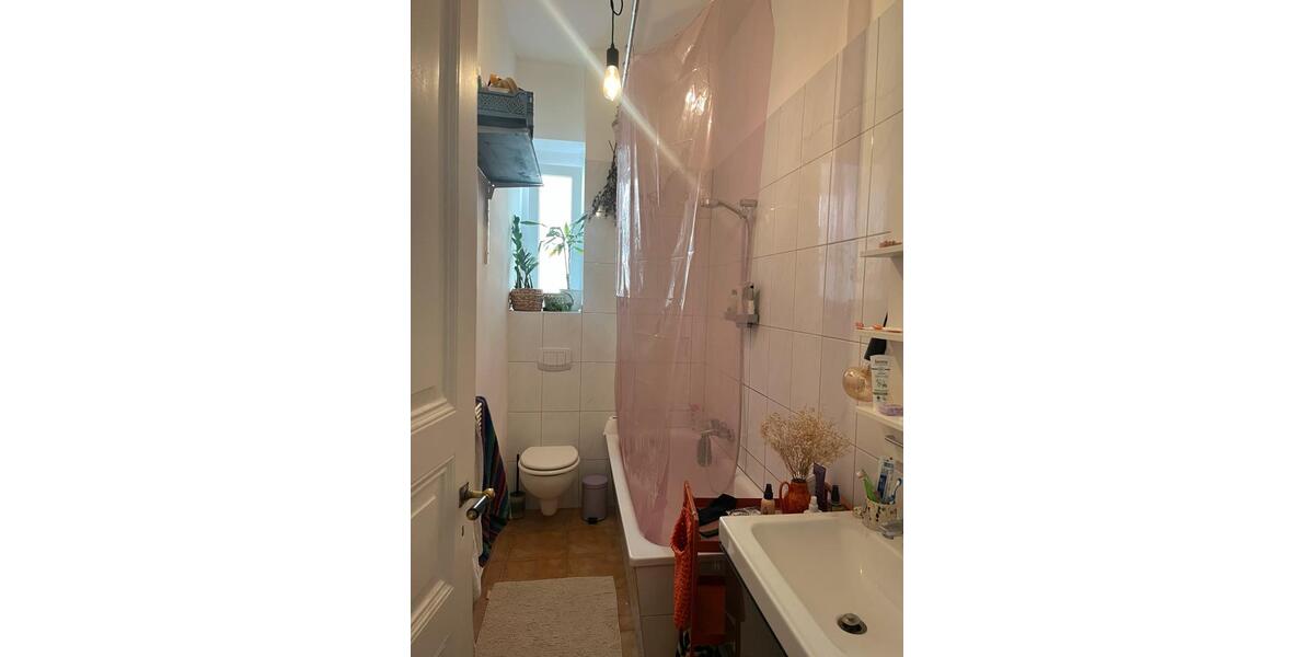 Etagenwohnung Wiesbaden Südost - 3 Zimmer, 83 m&sup2;, 1.150&euro; | Angebot:26649796