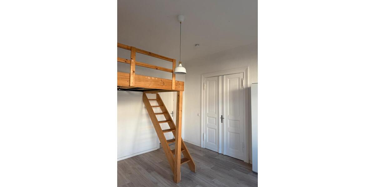 Wohnen auf Zeit Halle (Saale) Am Wasserturm/Thaerviertel - 3 Zimmer, 96 m&sup2;, 426&euro; | Angebot:26033125