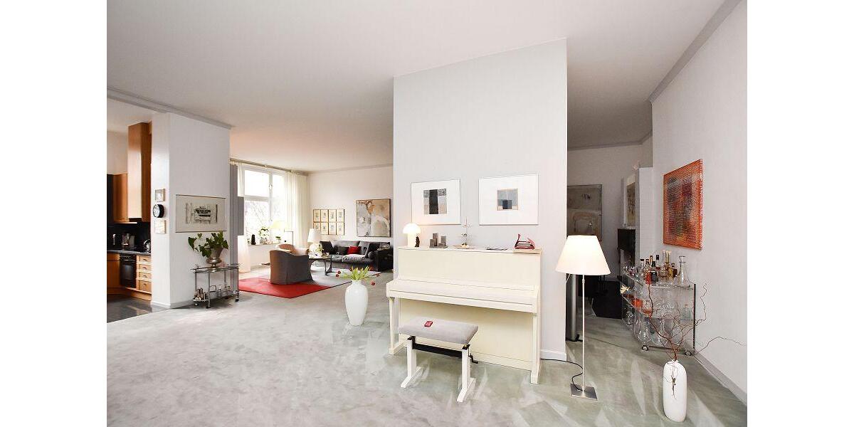 Etagenwohnung Hannover Vahrenwald-List - 4 Zimmer, 200 m&sup2;, 2.400&euro; | Angebot:24933539