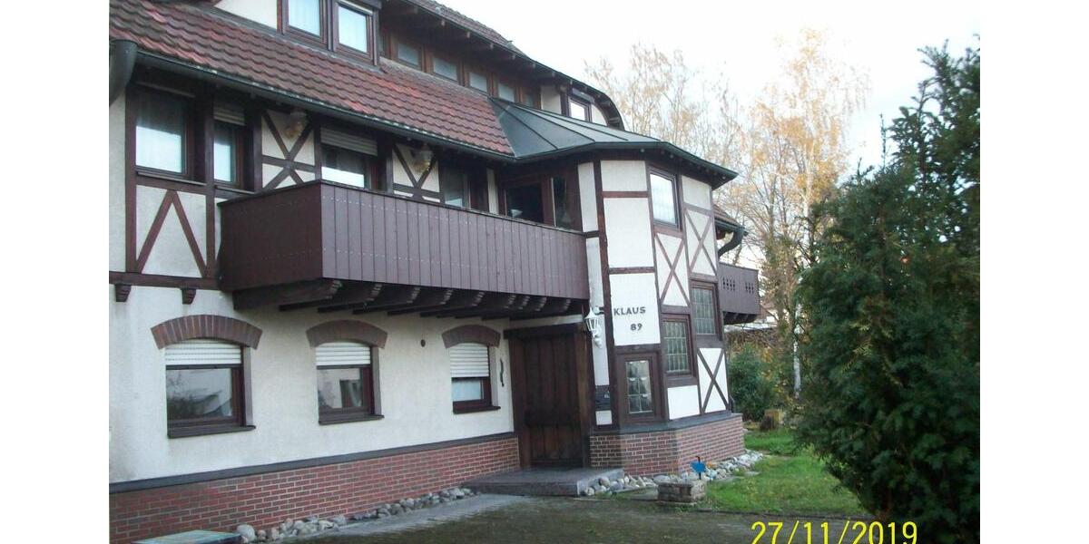 Etagenwohnung Salach - 9 Zimmer, 250 m&sup2;, 2.000&euro; | Angebot:25080071