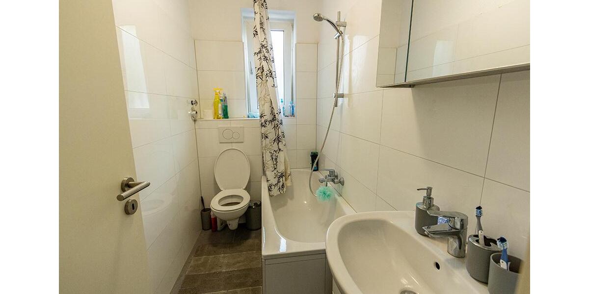 Etagenwohnung Mönchengladbach Süd - 3 Zimmer, 75 m&sup2;, 750&euro; | Angebot:24750111