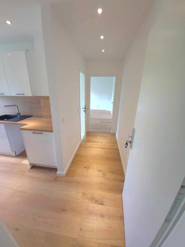 Interior Design Konzept- für Mieter, die alles wollen: Stadt. Garten. Stil. Charmante Erdgeschosswohnung mit Balkon und Terrasse in List. zimmer