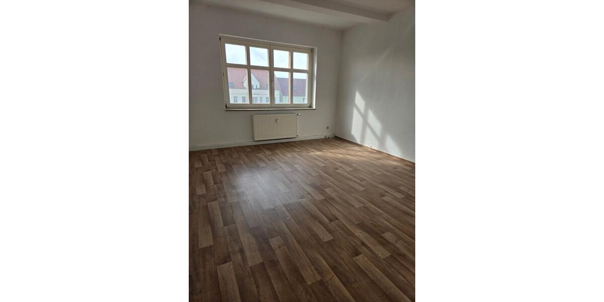 Etagenwohnung Zerbst (Anhalt) Leps - 4 Zimmer, 105 m&sup2;, 441&euro; | Angebot:26421679