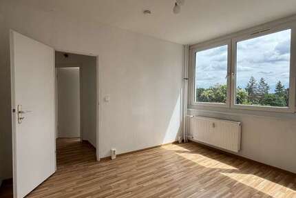 Wohnung Frankfurt (Oder) - 3 Zimmer, 68 m&sup2;, 501&euro; | Angebot:26844849
