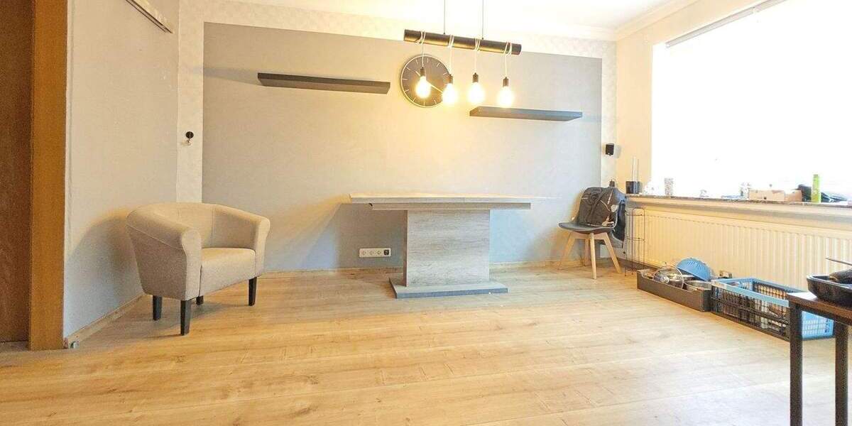 Reihenmittelhaus Bremen Altstadt - 4 Zimmer, 110 m&sup2;, 1.100&euro; | Angebot:25879505