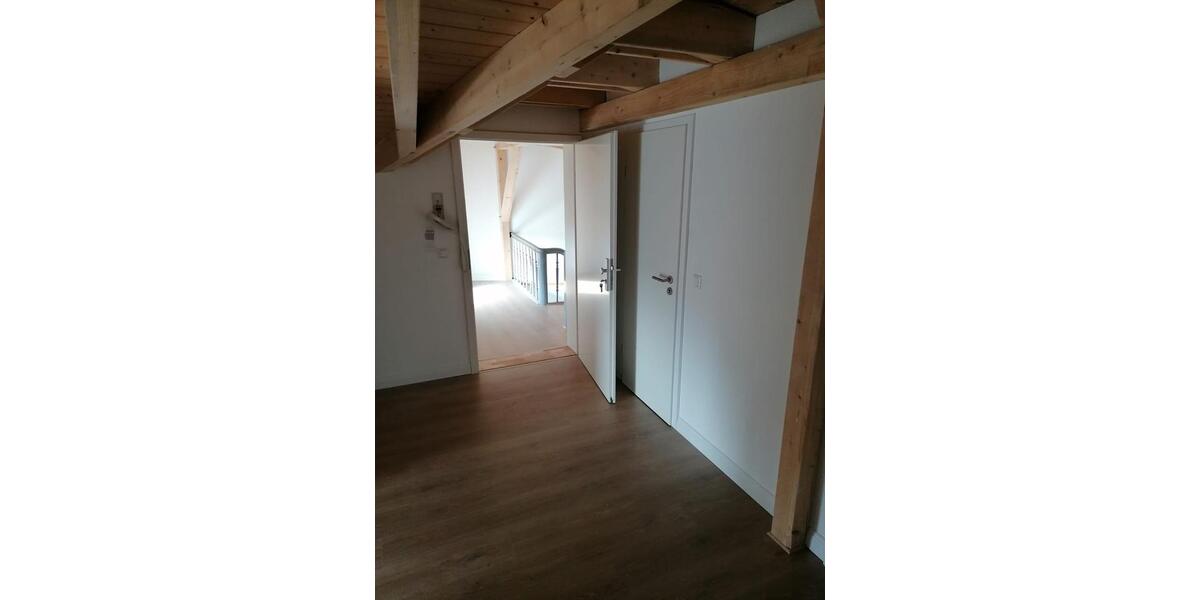 Dachgeschoßwohnung Güstrow - 3 Zimmer, 98 m&sup2;, 930&euro; | Angebot:25440690