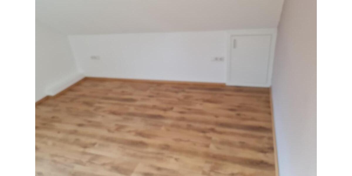 Dachgeschoßwohnung Melsungen - 3 Zimmer, 80 m&sup2;, 750&euro; | Angebot:25589192