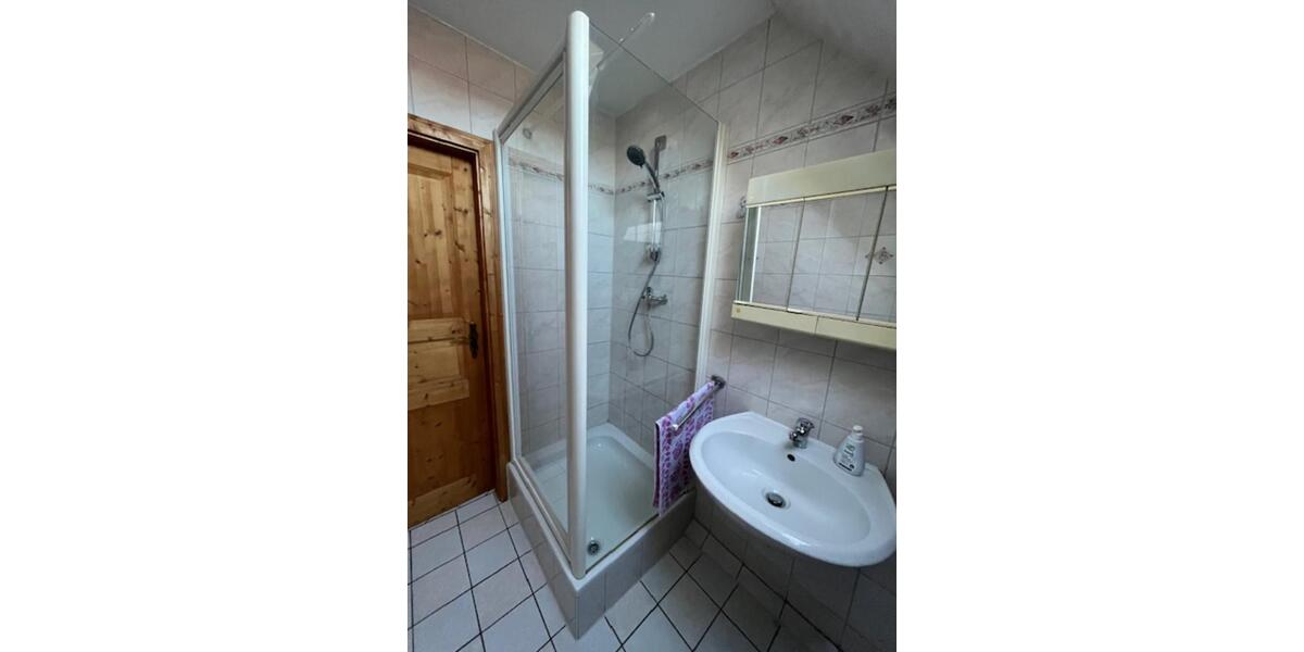 Möbliertes Zimmer in Bruckberg bei Landshut - WG 1 zimmer