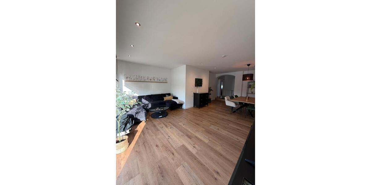 Erdgeschoßwohnung Beckum - 2.5 Zimmer, 92 m&sup2;, 830&euro; | Angebot:24766569