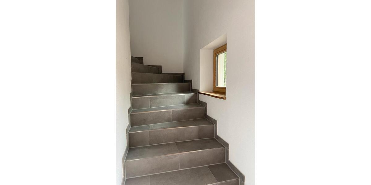 Dachgeschoßwohnung Griesstätt - 3 Zimmer, 85 m&sup2;, 1.400&euro; | Angebot:26213387