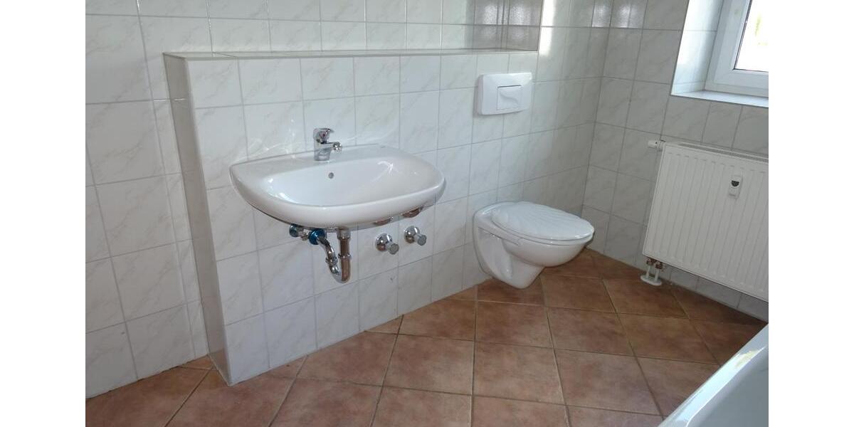 Erdgeschoßwohnung Augustusburg - 2 Zimmer, 44 m&sup2;, 242&euro; | Angebot:23737043