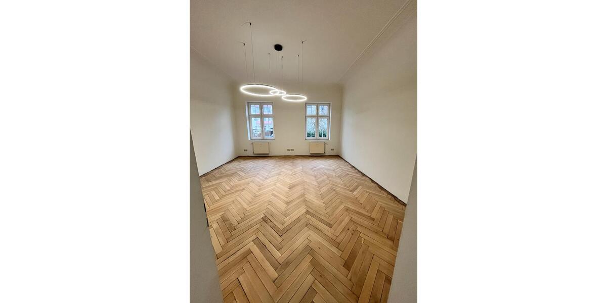 Etagenwohnung Neunkirchen - 5 Zimmer, 245 m&sup2;, 1.800&euro; | Angebot:25392092