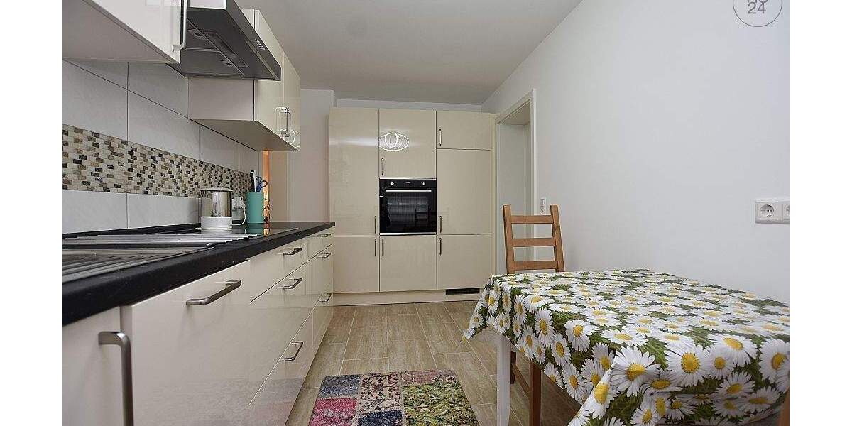 Etagenwohnung Backnang - 2 Zimmer, 60 m&sup2;, 1.150&euro; | Angebot:24277973