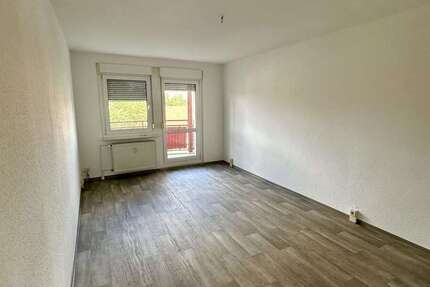 Wohnung Schwarzheide - 3 Zimmer, 63 m&sup2;, 376&euro; | Angebot:22748387