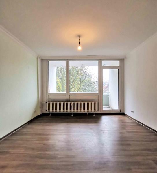 Großzügige 2-Zi.-Whg. mit Tageslichtbad und Balkon zimmer