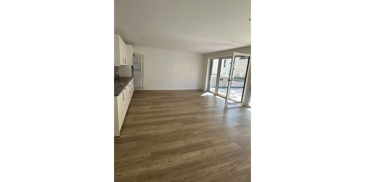 Etagenwohnung Gotha Gotha Nord - 3 Zimmer, 101 m&sup2;, 1.000&euro; | Angebot:24323446