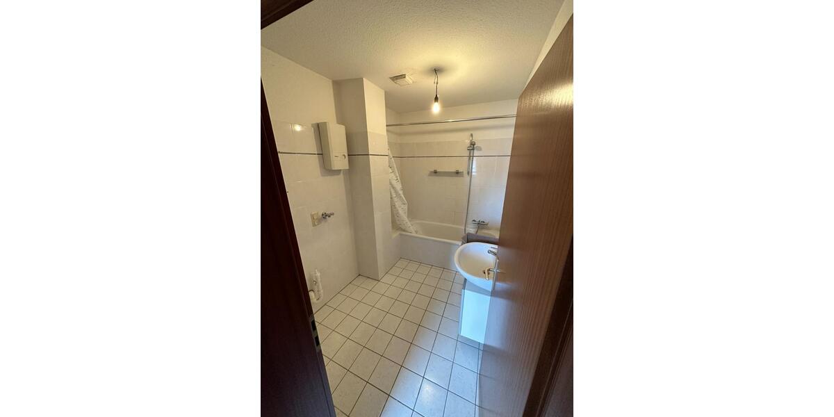 Dachgeschoßwohnung Bad Sooden-Allendorf Allendorf - 3 Zimmer, 97 m&sup2;, 890&euro; | Angebot:25283274