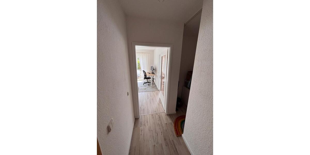 2 Zimmer, Balkon, renoviert - nahe S-Bahn und Bus in 15738 Zeuthe 2 zimmer