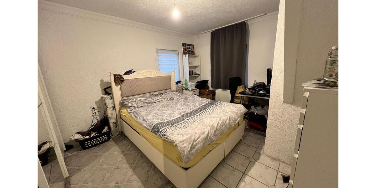 Dachgeschoßwohnung Ludwigshafen am Rhein Ludwigshafen-Oggersheim - 2 Zimmer, 65 m&sup2;, 900&euro; | Angebot:25088788