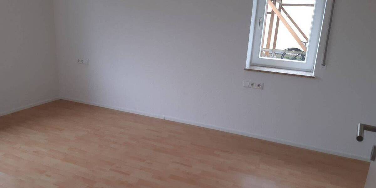 Etagenwohnung Hohentengen Ortsbereich - 3 Zimmer, 71 m&sup2;, 570&euro; | Angebot:25745014