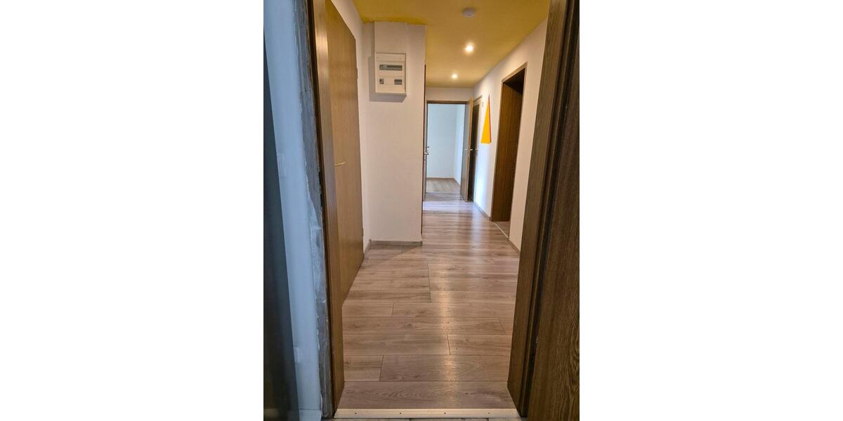 Erdgeschoßwohnung Sonnefeld - 2 Zimmer, 63 m&sup2;, 520&euro; | Angebot:25403401