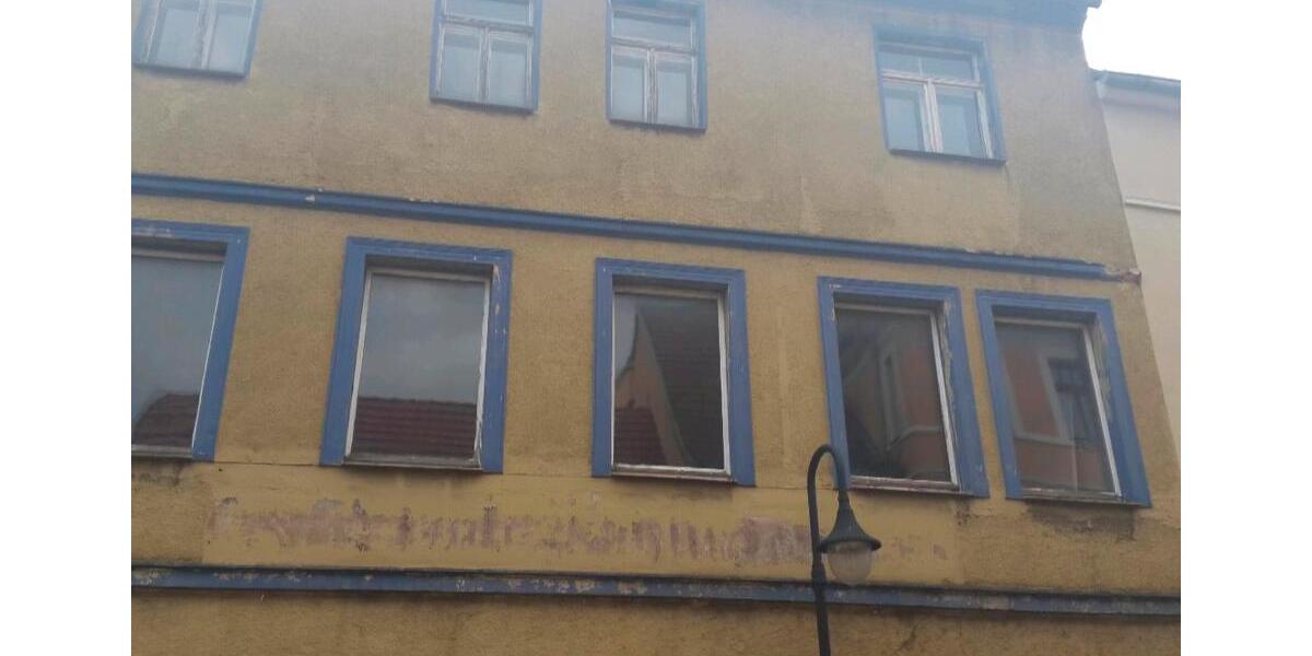 Einfamilienhaus Bad Liebenwerda - 10 Zimmer, 300 m&sup2;, 990&euro; | Angebot:25044241