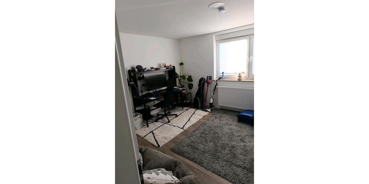 Erdgeschoßwohnung Kirchhain - 3 Zimmer, 80 m&sup2;, 945&euro; | Angebot:26286548