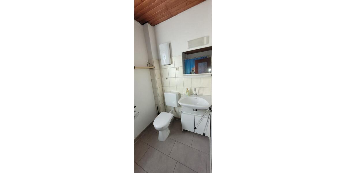 Etagenwohnung Duisburg Laar - 1 Zimmer, 16 m&sup2;, 260&euro; | Angebot:24705610