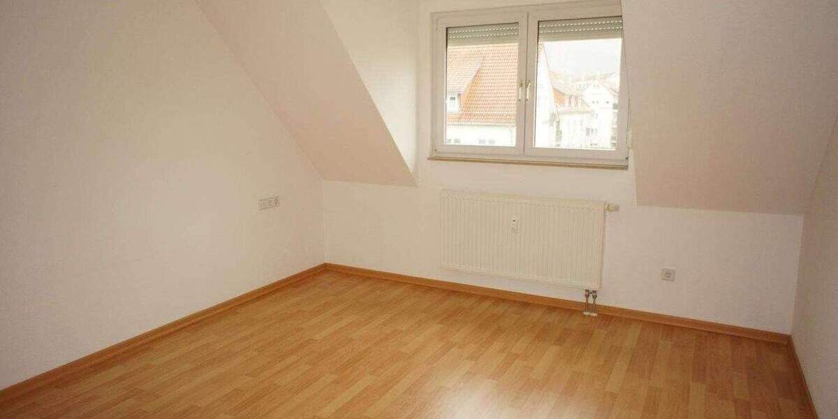 Etagenwohnung Flöha Plaue - 3 Zimmer, 65 m&sup2;, 457&euro; | Angebot:25771887
