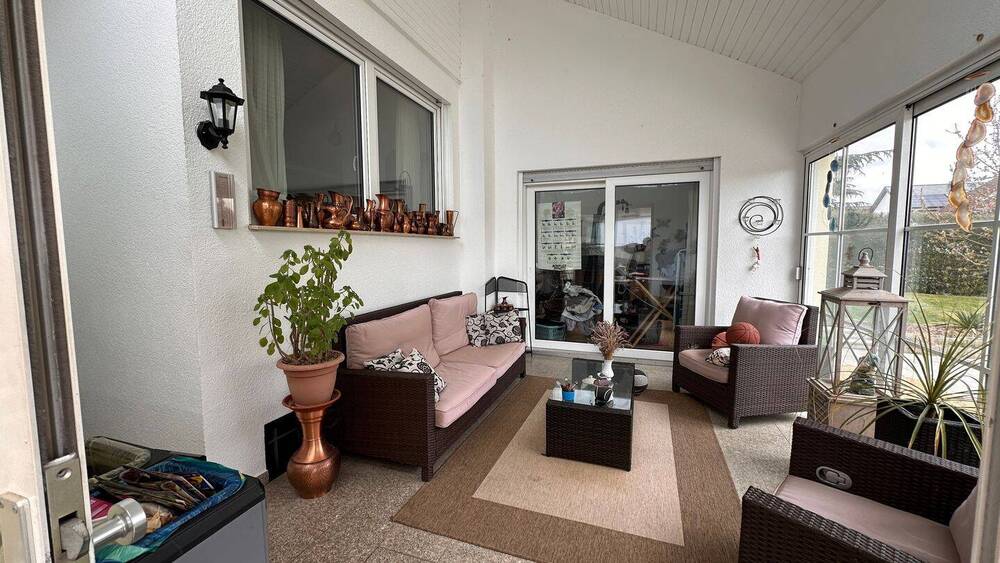 Einfamilienhaus Dittelbrunn Hambach - 1 Zimmer, 200 m&sup2;, 1.950&euro; | Angebot:26139240