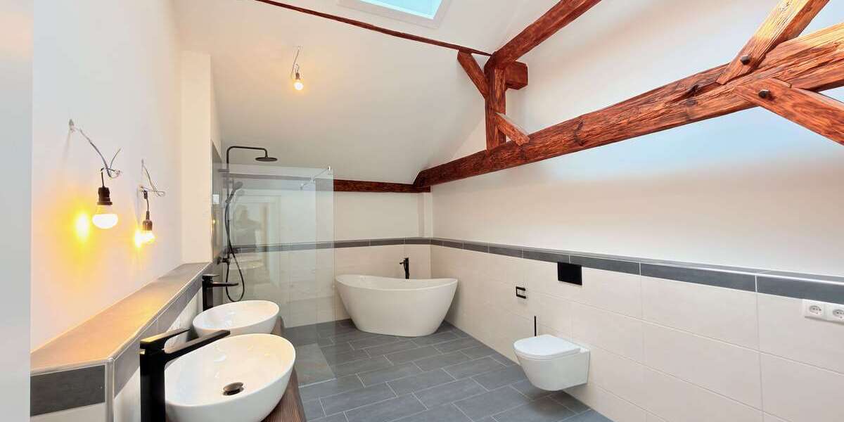 Etagenwohnung Kraiburg am Inn - 2 Zimmer, 94 m&sup2;, 995&euro; | Angebot:25650026