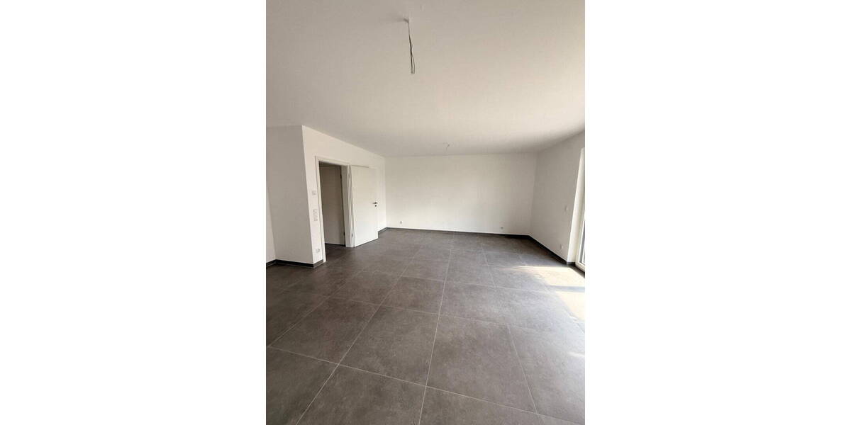 Etagenwohnung Offenbach am Main Bieber - 4 Zimmer, 124 m&sup2;, 2.300&euro; | Angebot:26188388