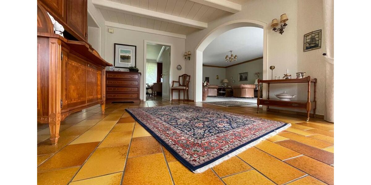 Einfamilienhaus Husum - 7 Zimmer, 181 m&sup2;, 1.850&euro; | Angebot:25286330