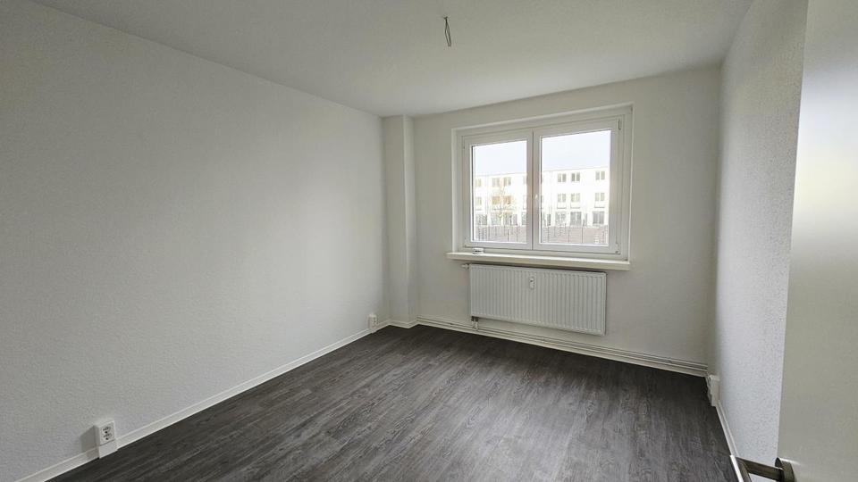 Etagenwohnung Magdeburg Großer Silberberg - 4 Zimmer, 65 m&sup2;, 490&euro; | Angebot:26262187