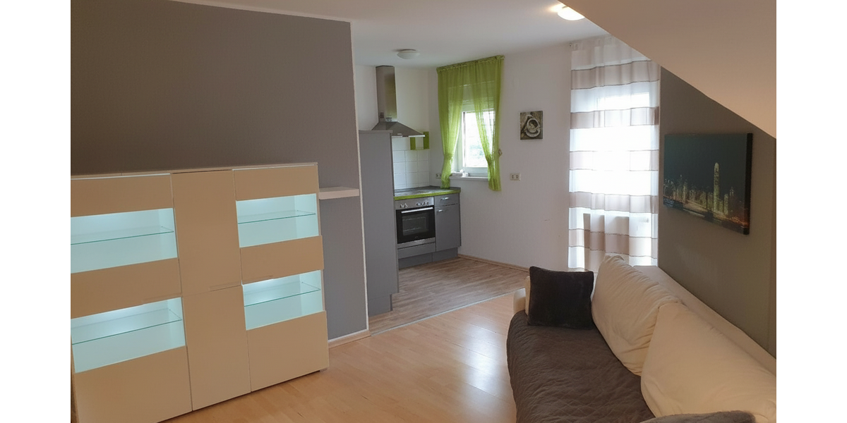 Etagenwohnung Eisenberg - 3 Zimmer, 63 m&sup2;, 720&euro; | Angebot:25088332