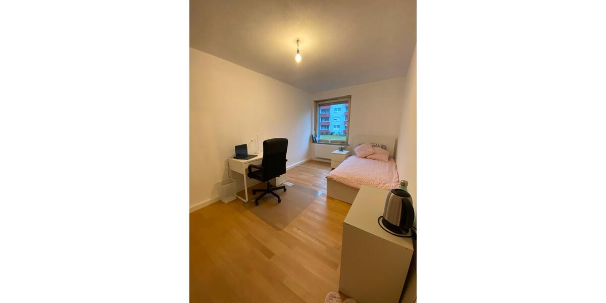 Wohnen auf Zeit Regensburg Galgenberg - 15 Zimmer, 65 m&sup2;, 500&euro; | Angebot:24664500