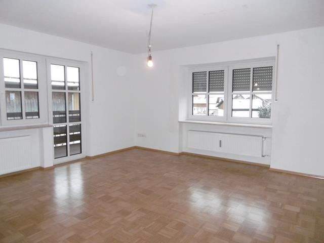 Etagenwohnung Dietramszell Schönegg - 4 Zimmer, 107 m&sup2;, 1.150&euro; | Angebot:24794021