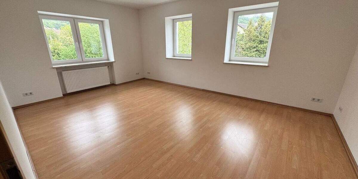 Etagenwohnung Berching Pollanten - 3 Zimmer, 115 m&sup2;, 930&euro; | Angebot:26554819