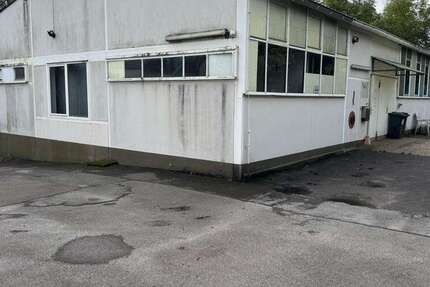 Halle in Solingen 2.500 € 350 m² zimmer