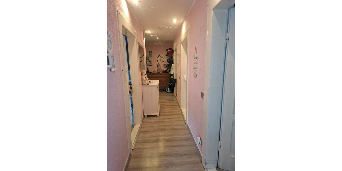 Erdgeschoßwohnung Nürnberg Eibach - 3 Zimmer, 88 m&sup2;, 1.050&euro; | Angebot:26582356