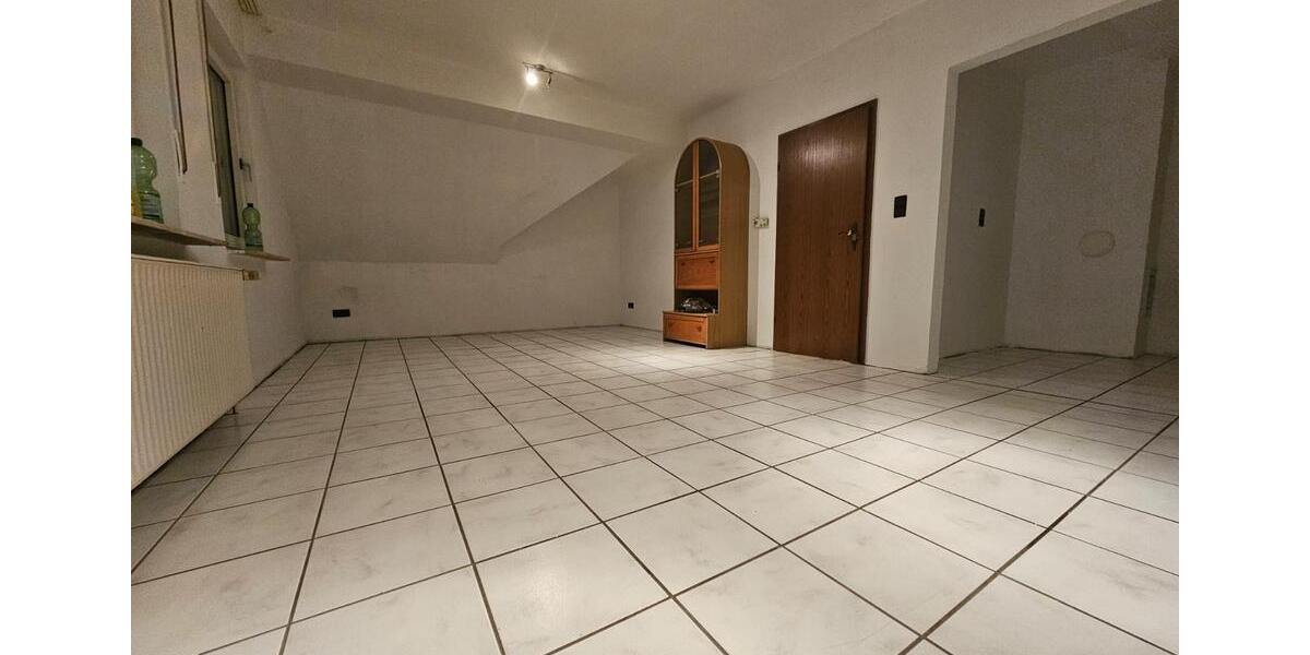 Dachgeschoßwohnung Sögel - 4 Zimmer, 100 m&sup2;, 800&euro; | Angebot:26419532