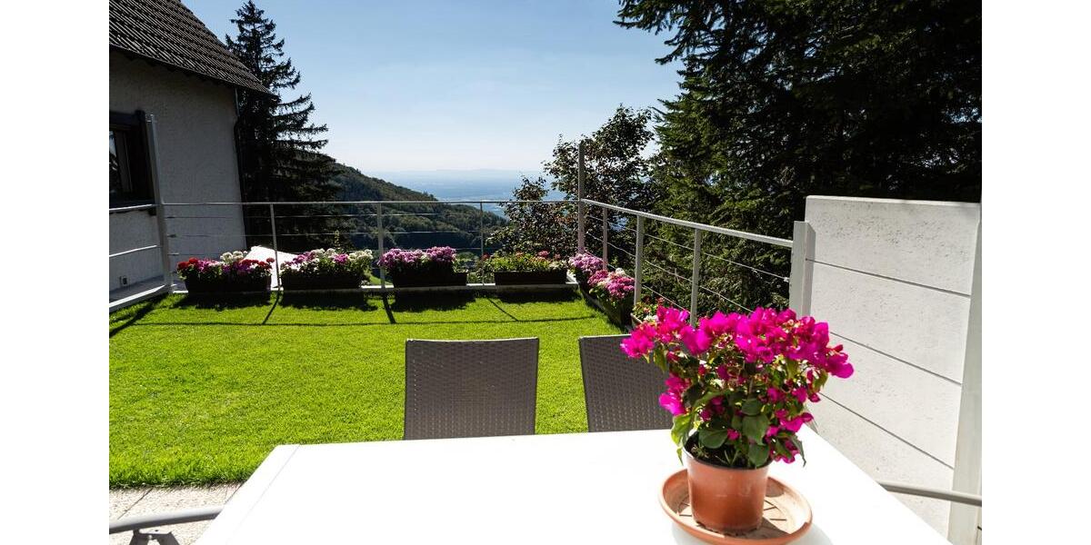 Dachgeschoßwohnung Sasbachwalden - 3 Zimmer, 740 m&sup2;, 750&euro; | Angebot:25125664