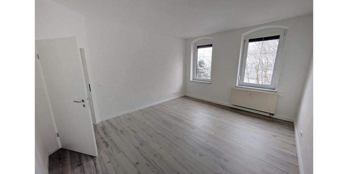 ++ ERSTBEZUG nach Sanierung! - wunderschöne 4-Raum Wohnung - modernisiertes Tageslichtbad ++ 4 zimmer