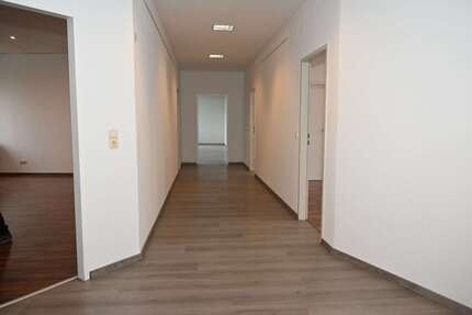 Büro in Wuppertal 1.500 € 180 m² zimmer