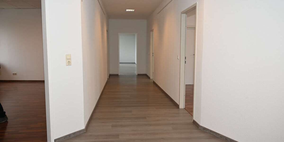 Büro in Wuppertal 1.500 € 180 m² zimmer