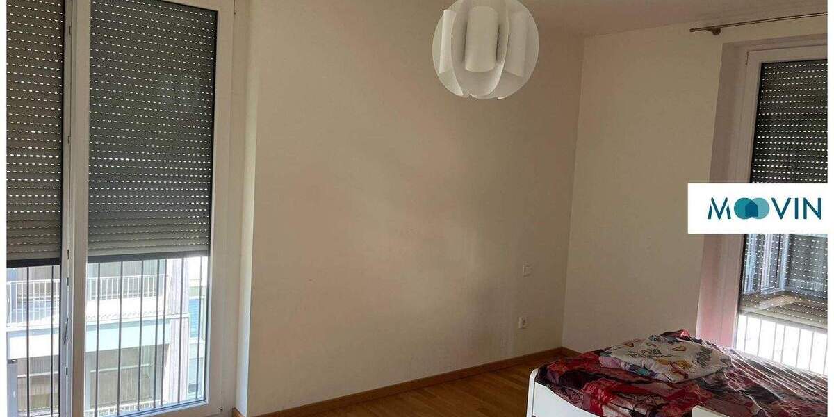 Etagenwohnung Ulm Mitte - 4 Zimmer, 174 m&sup2;, 2.400&euro; | Angebot:25736378